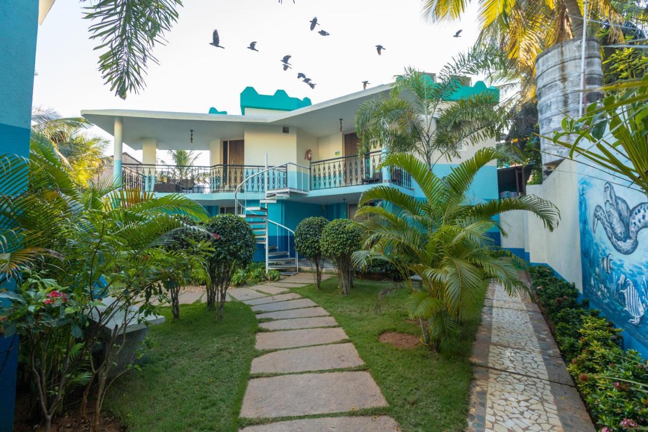 Lamel Cove Beach Resort Pondicherry Bagian luar foto