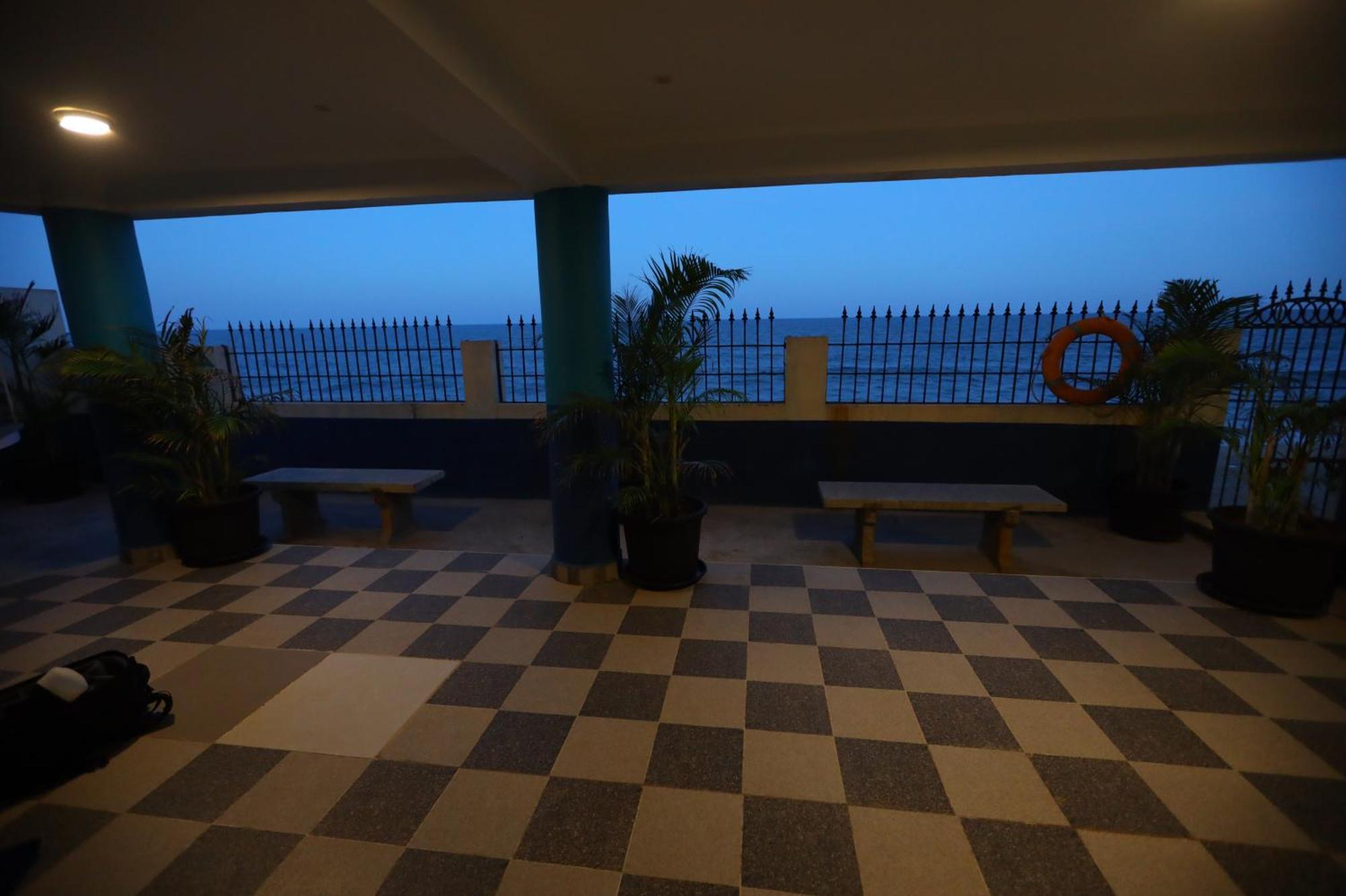 Lamel Cove Beach Resort Pondicherry Bagian luar foto