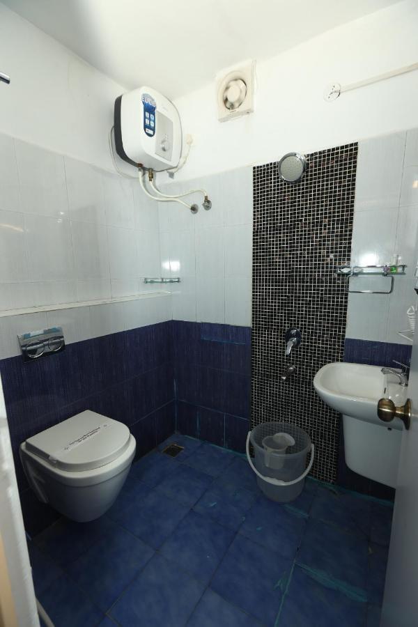 Lamel Cove Beach Resort Pondicherry Bagian luar foto