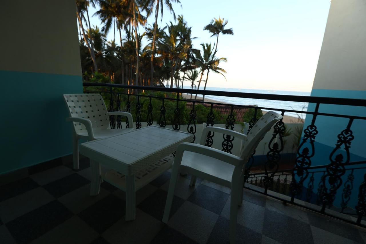 Lamel Cove Beach Resort Pondicherry Bagian luar foto