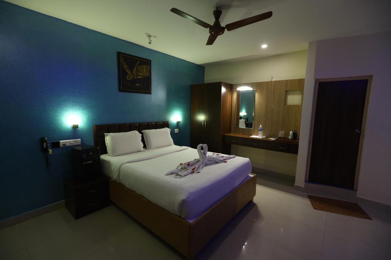 Lamel Cove Beach Resort Pondicherry Bagian luar foto