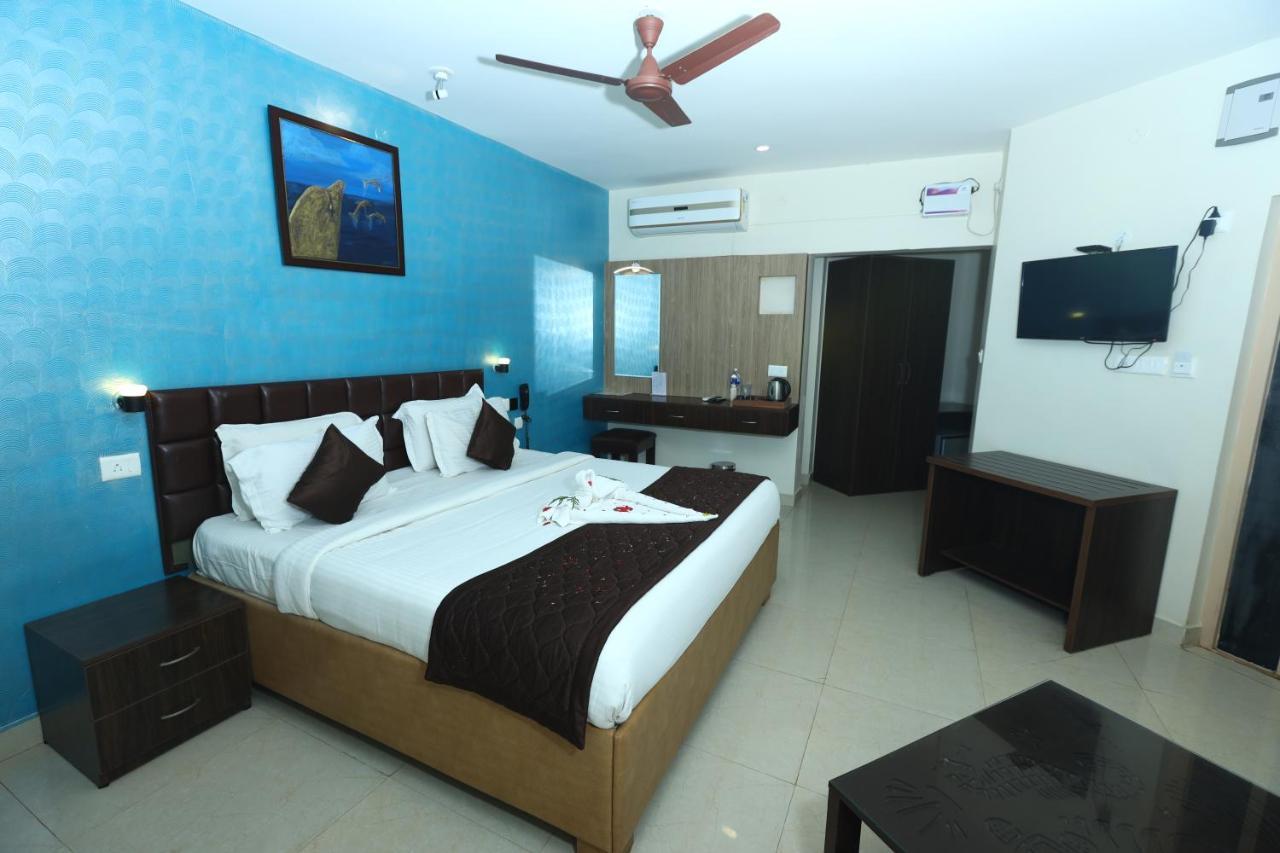 Lamel Cove Beach Resort Pondicherry Bagian luar foto