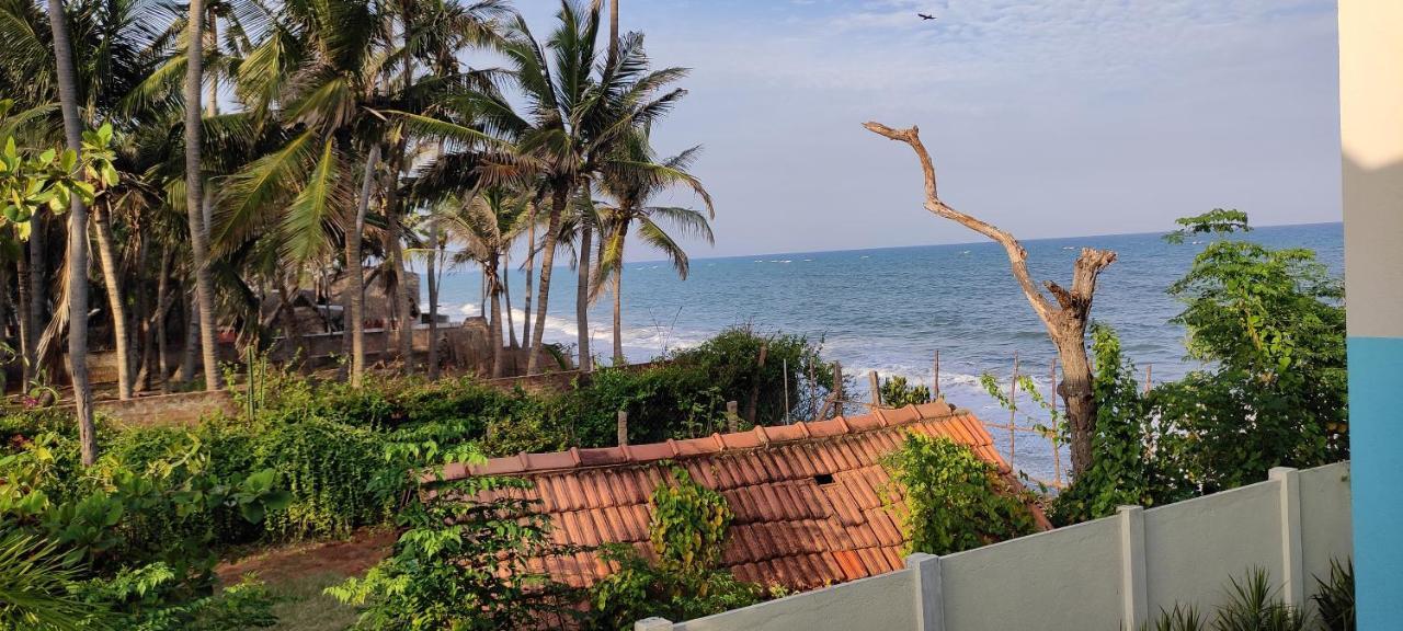 Lamel Cove Beach Resort Pondicherry Bagian luar foto