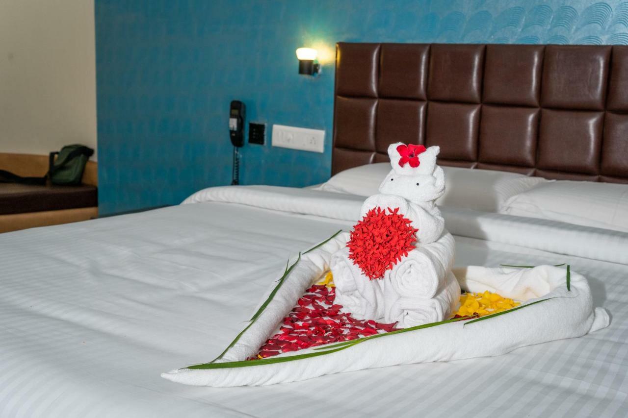 Lamel Cove Beach Resort Pondicherry Bagian luar foto